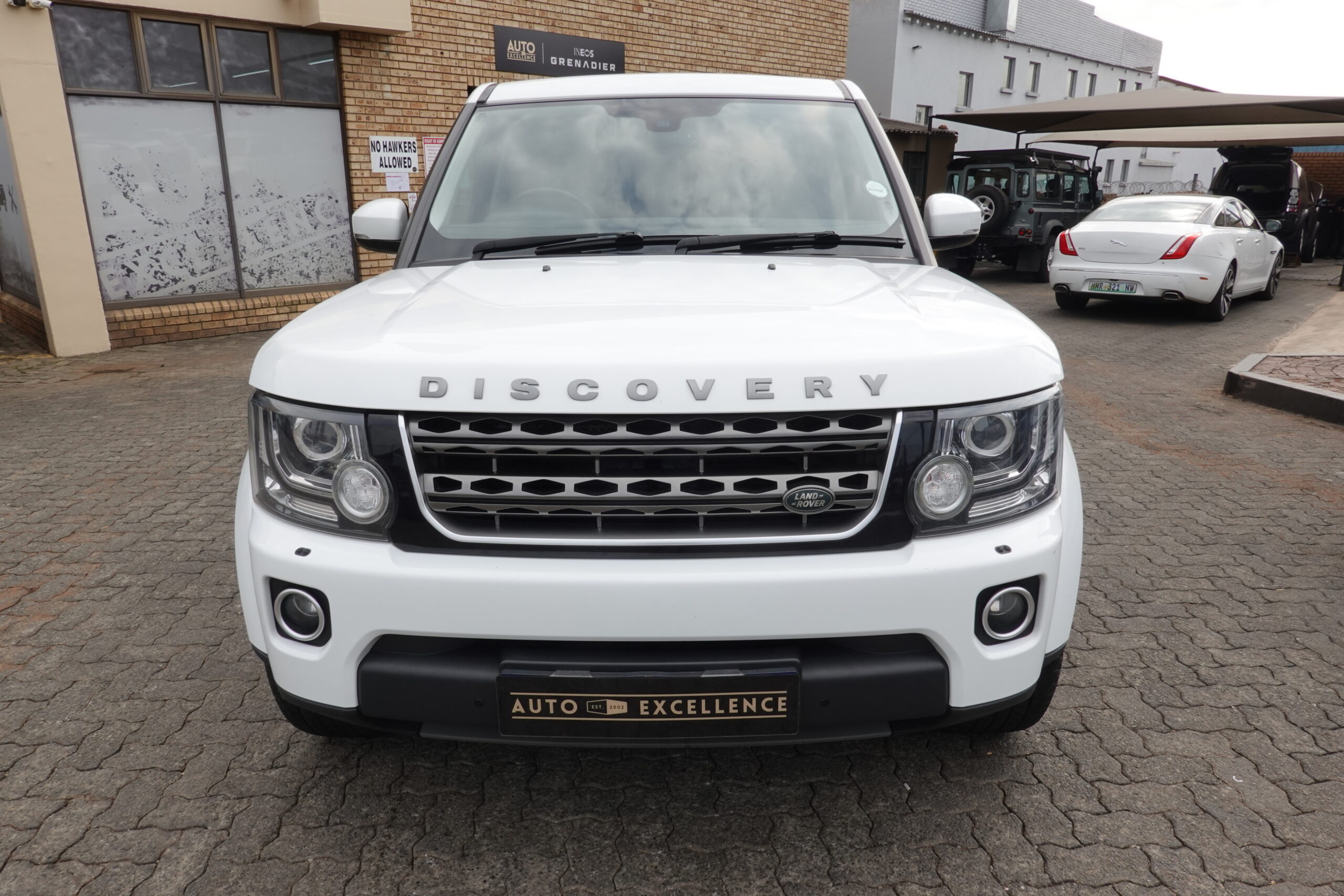 2017 LAND ROVER DISCOVERY 4 3.0 SD V6 GRAPHITE
