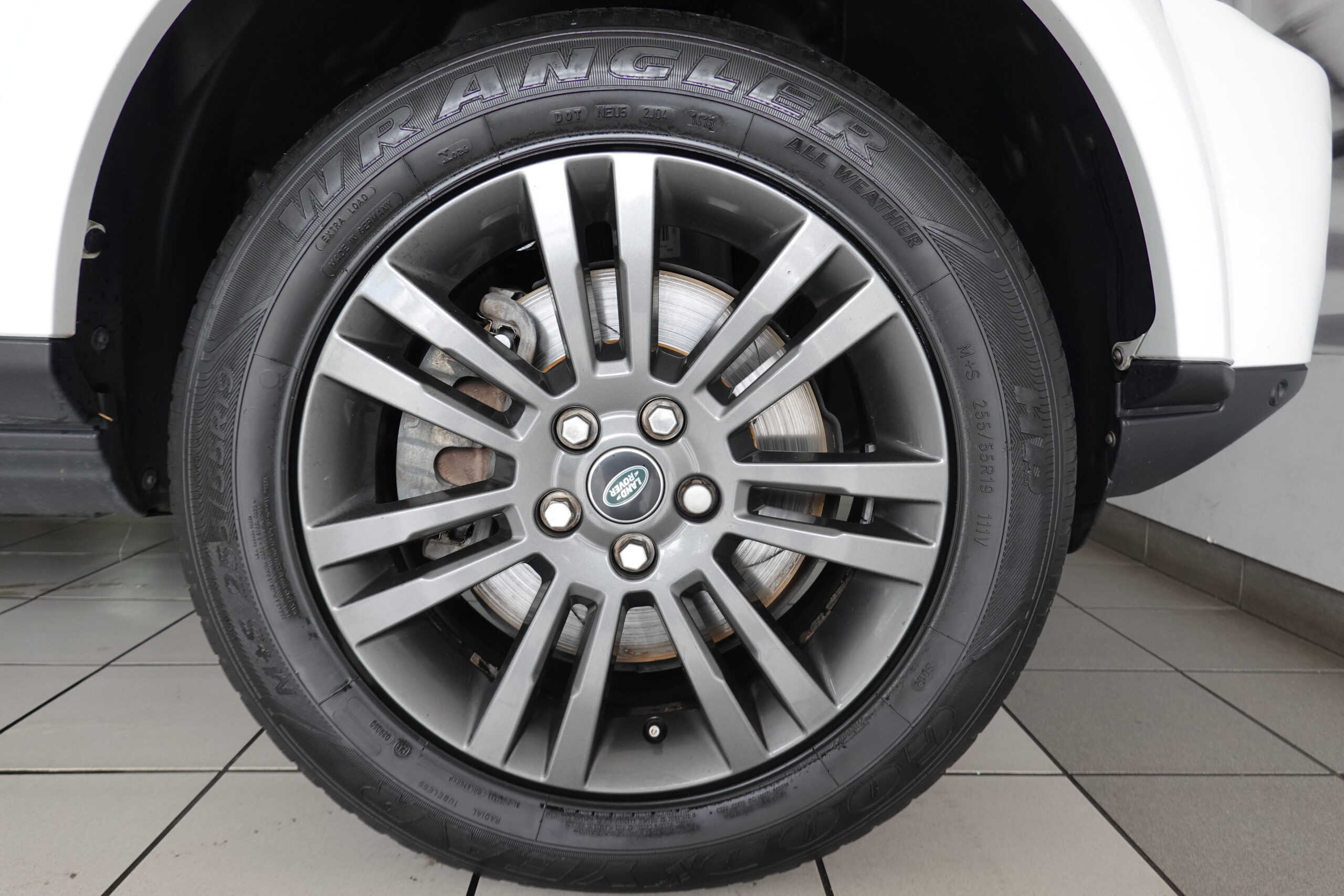 2017 LAND ROVER DISCOVERY 4 3.0 SD V6 GRAPHITE